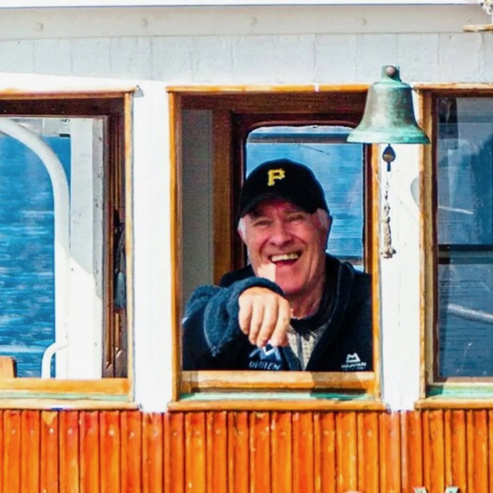 Ernest albertsen captain fishing boat xxlofoten