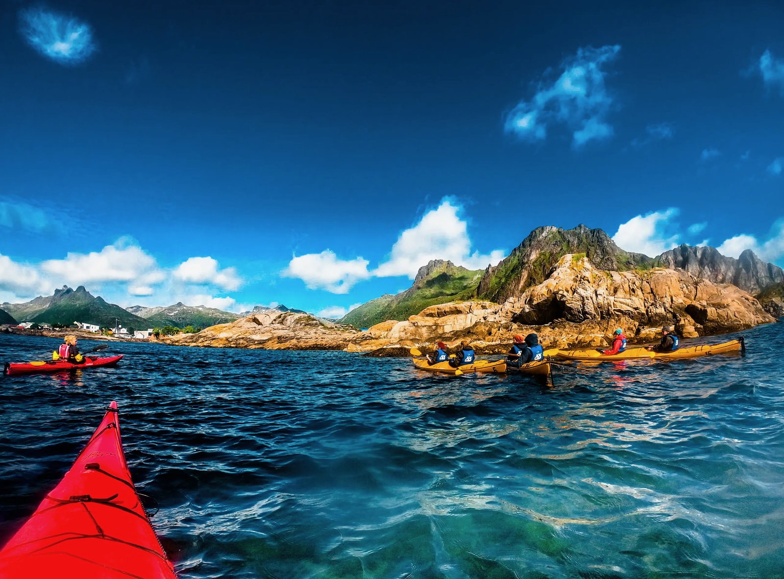 Kayaking lofoten svolvaer photo karianne klovning xxlofoten 2019 3