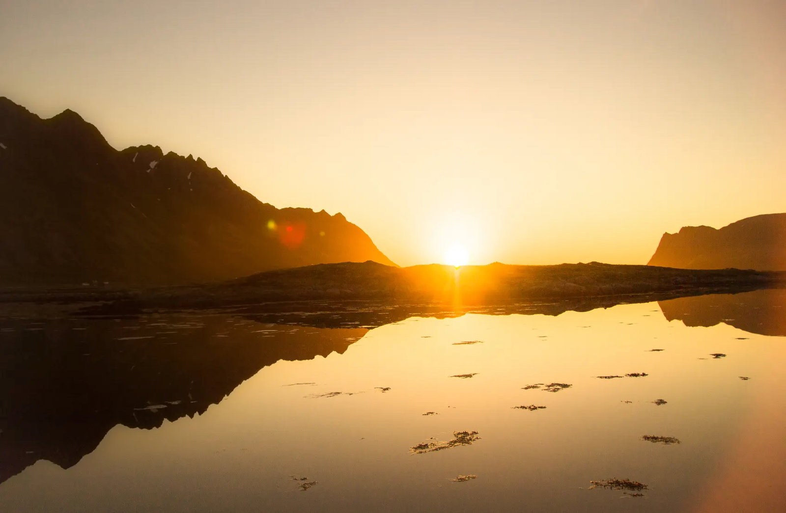 Lofoten islands sunset photo karianne klovning 2
